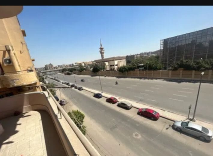 سرير بغرفة سينجل كوبري القبة (للبنات فقط) 4